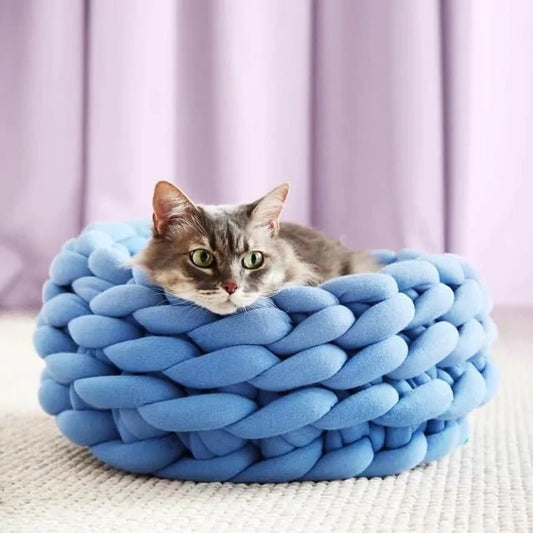 Handmade Knitted Pet Bed - Homeclick | One Click Away!